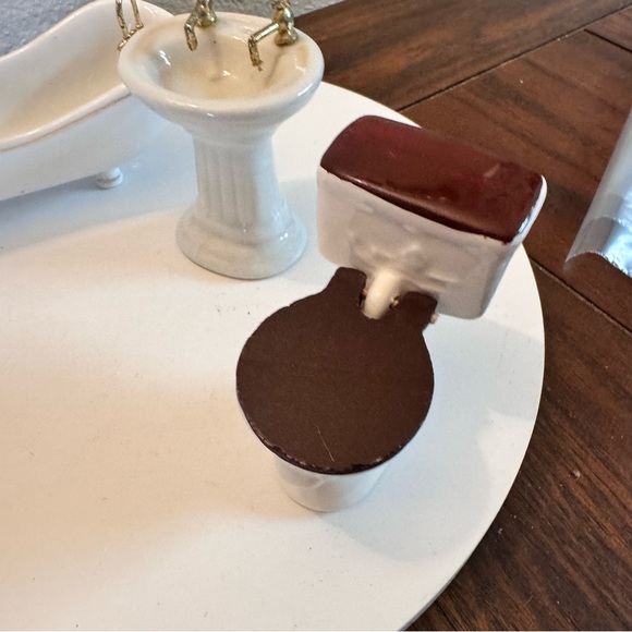 Vintage Dollhouse miniature furniture ceramic bathtub toilet & sink - Picture 11 of 13